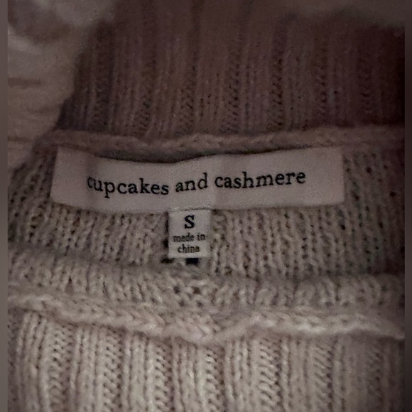 Cupcakes & Cashmere Cropped Knit Sweater - Picture 7 of 8